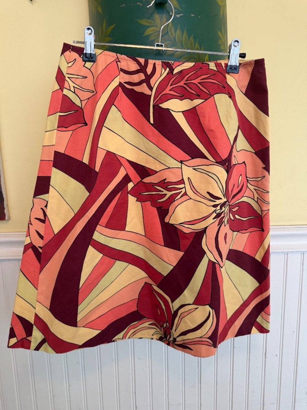 Talbots Petite Floral Print Cotton Skirt Size 6 Red/Yellow/Orange Mid-Length